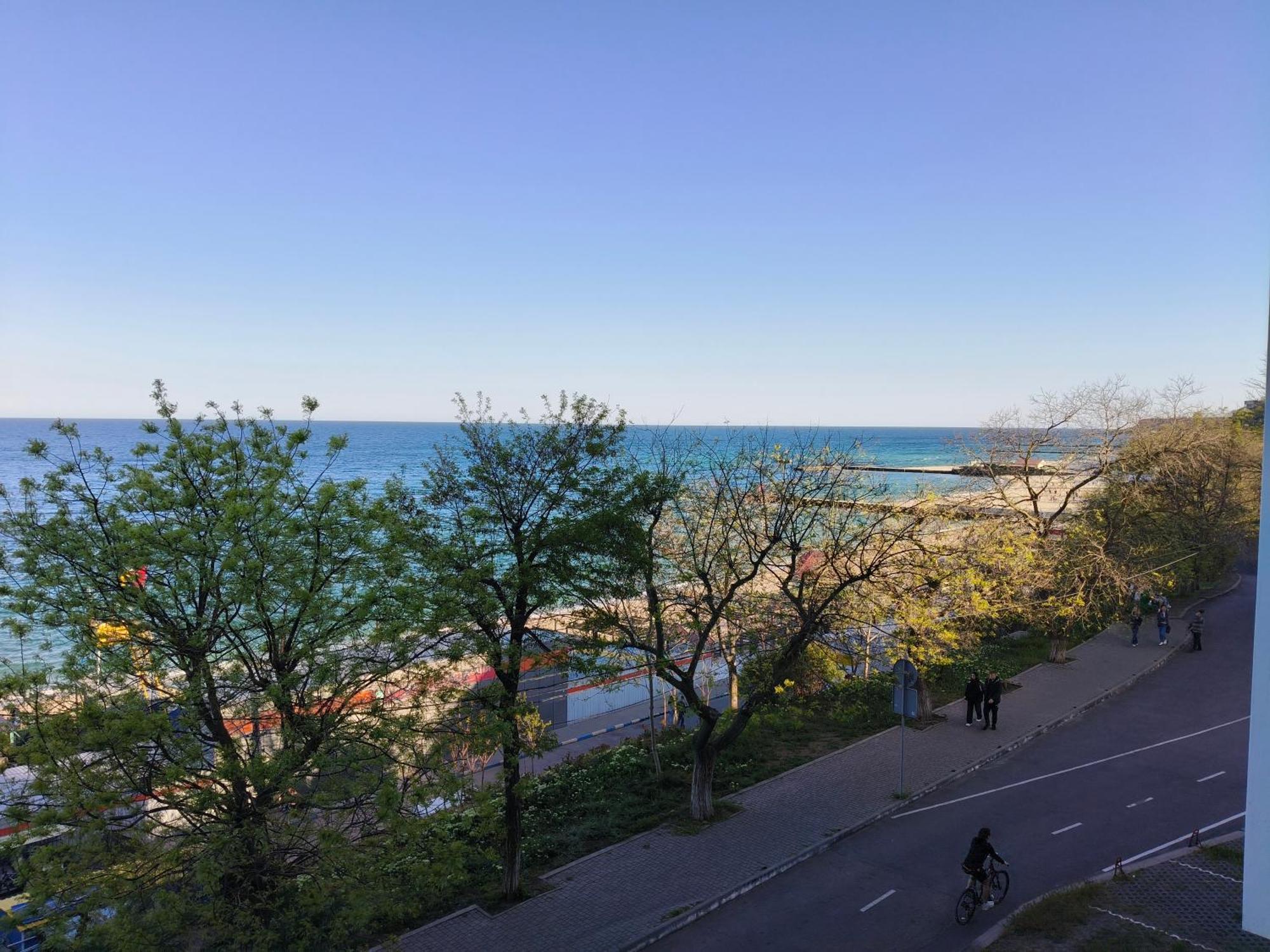 у моря Magnit первая линия * Odesa